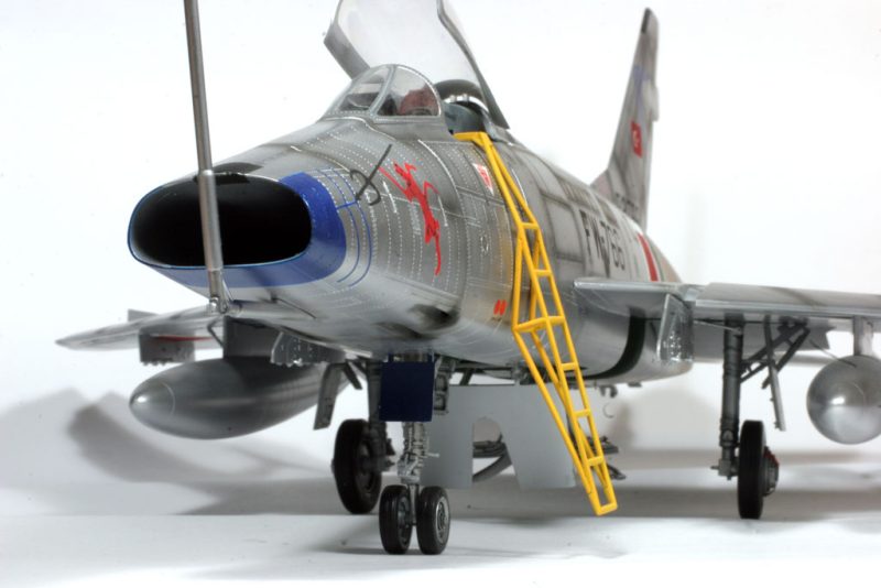 F-100D "Yzb. Cengiz Topel"/ Trumpeter 1/32 — 19