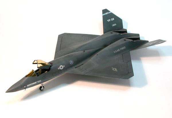 YF-23 Black Widow & Spider/ Italeri-Revell 1/72 — 4