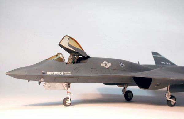YF-23 Black Widow & Spider/ Italeri-Revell 1/72 — 10