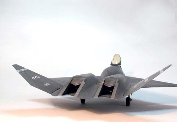 YF-23 Black Widow & Spider/ Italeri-Revell 1/72 — 12