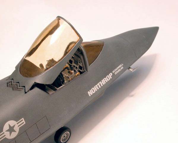 YF-23 Black Widow & Spider/ Italeri-Revell 1/72 — 13