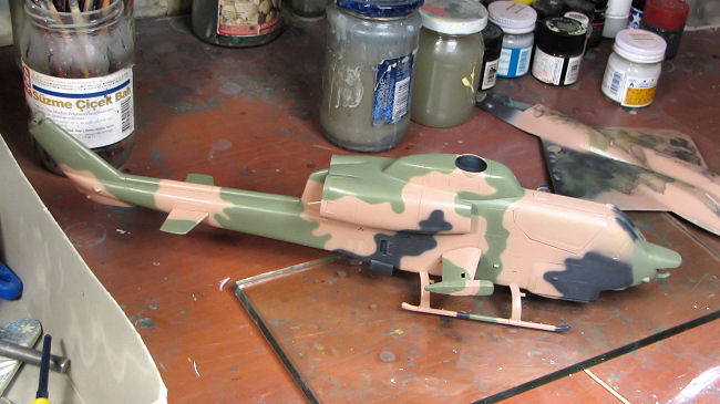 AH-1W TKK / Italeri/MRC 1/35 — 7