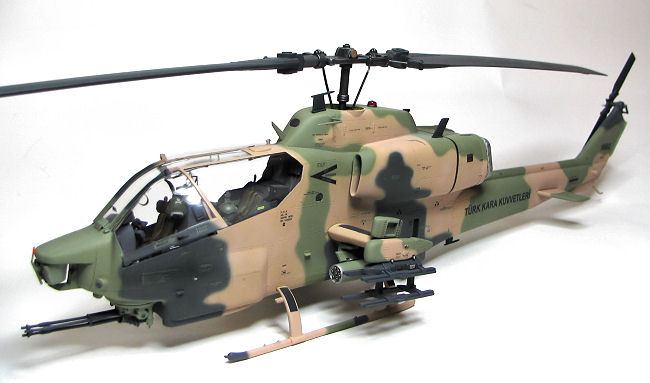 AH-1W TKK / Italeri/MRC 1/35 — 8