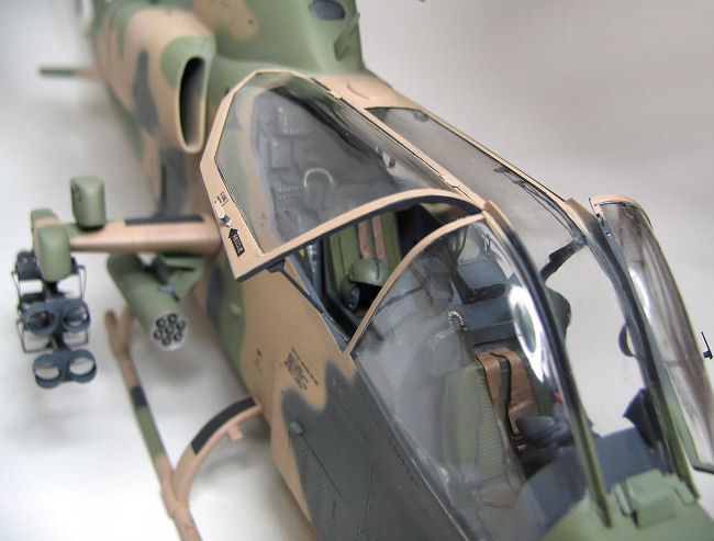 AH-1W TKK / Italeri/MRC 1/35 — 14
