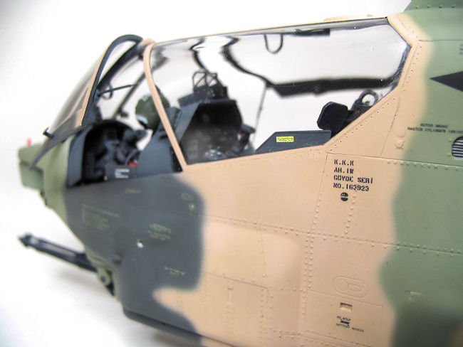AH-1W TKK / Italeri/MRC 1/35 — 18