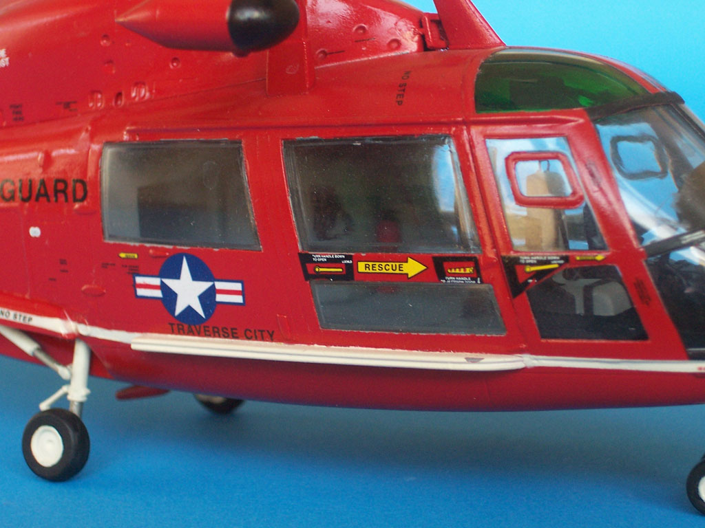 AS-365 Dolphin / Trumpeter 1/48