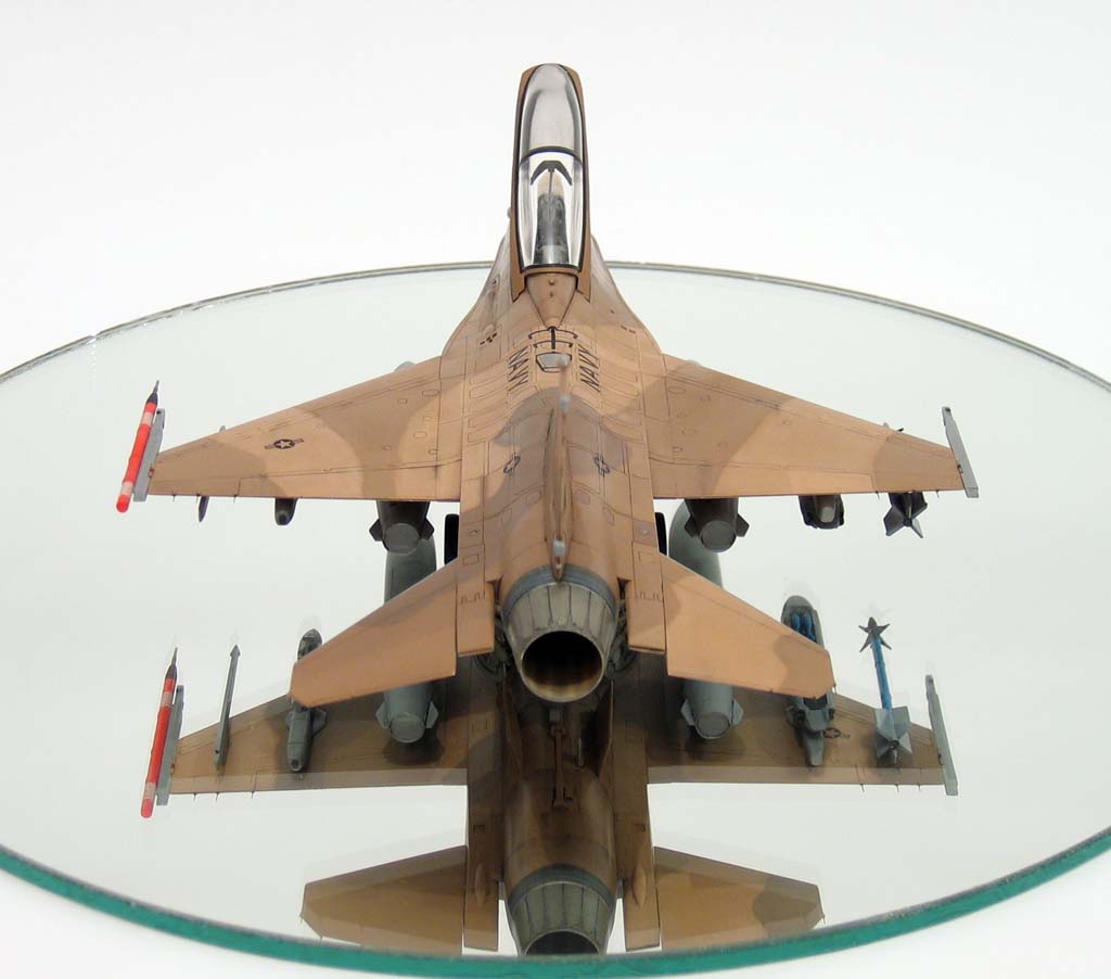 F-16B Agressor / Revell 1/72
