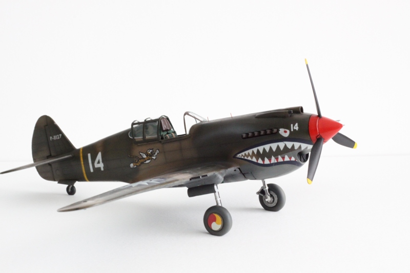 P-40B Tomahawk / Monogram 1/48