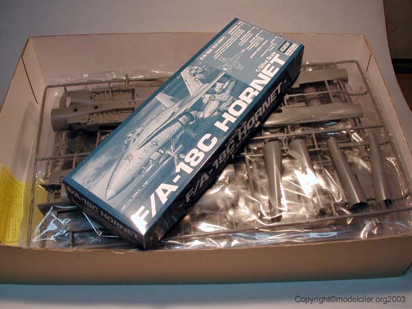 F/A-18C / Academy 1/32