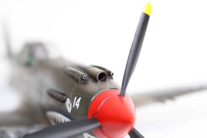 P-40B Tomahawk / Monogram 1/48