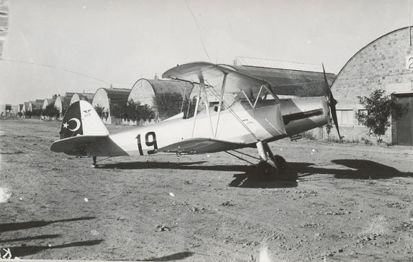 Gotha-145 / Huma 1/72