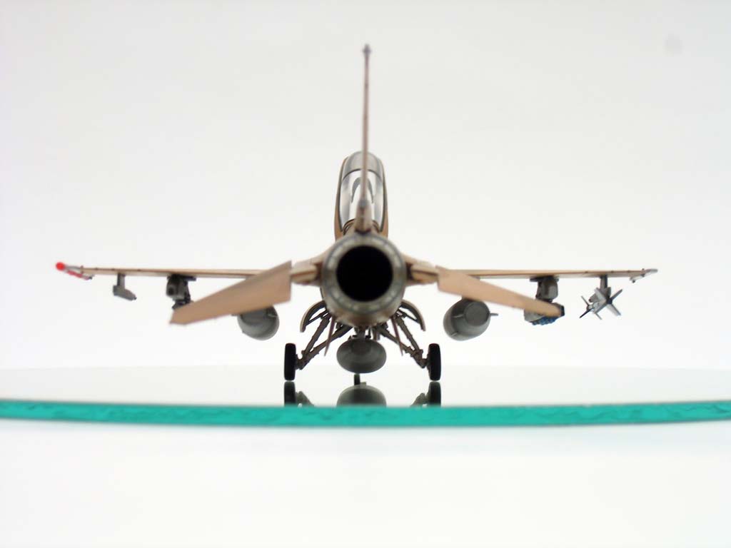 F-16B Agressor / Revell 1/72