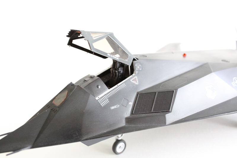 F-117 / Academy 1/48