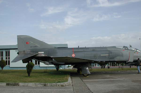 MDD F-4E Phantom II