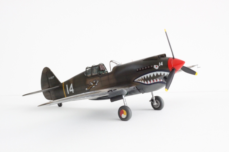 P-40B Tomahawk / Monogram 1/48