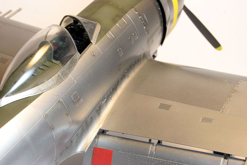 Republic P-47D RE-30 / Hasegawa 1/32