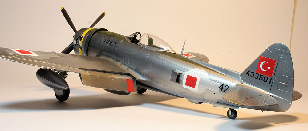 Republic P-47D RE-30 / Hasegawa 1/32