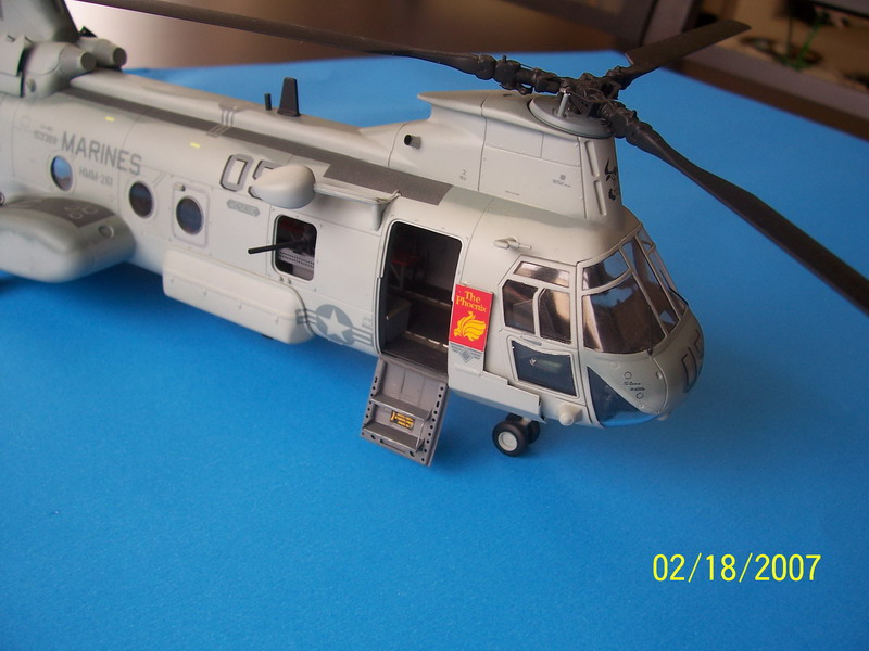 CH-46E / Academy 1/48