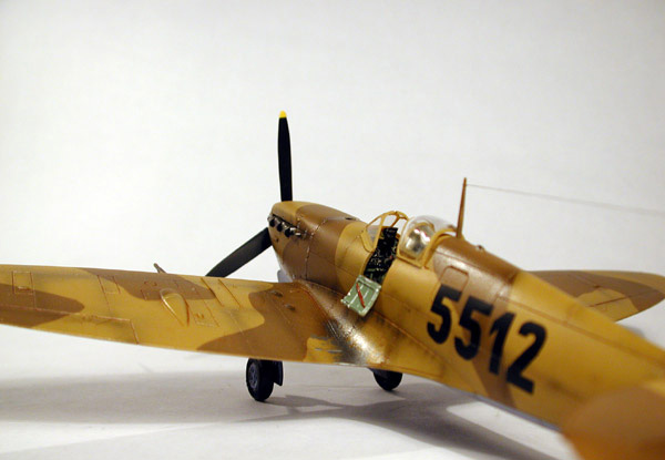 Supermarine Spitfire VB Trop / Tamiya 1/48