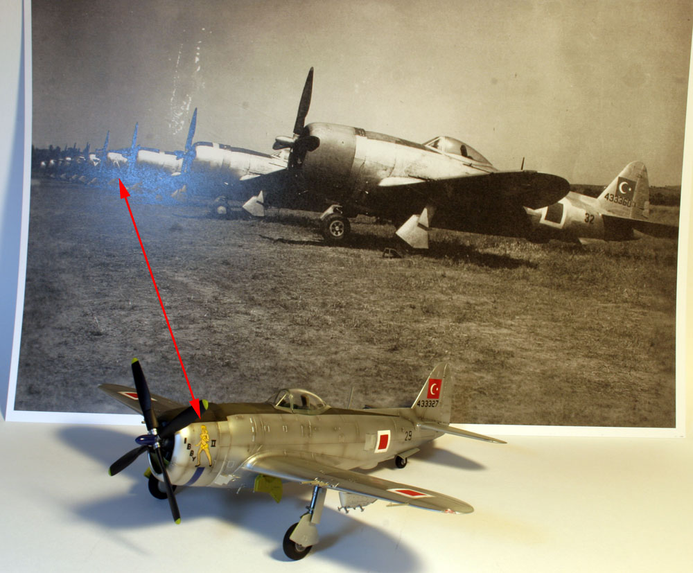 Republic P-47D Thunderbolt RE-30 "44-33327" / Tamiya 1/48