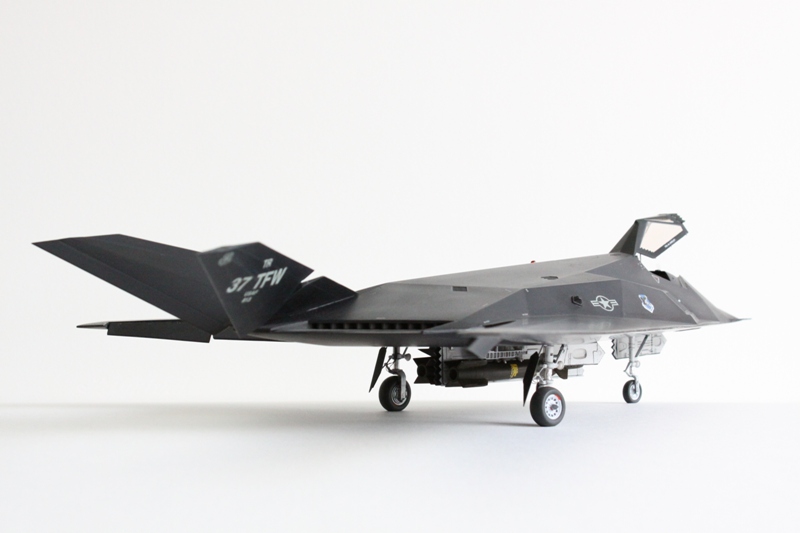 F-117 / Academy 1/48
