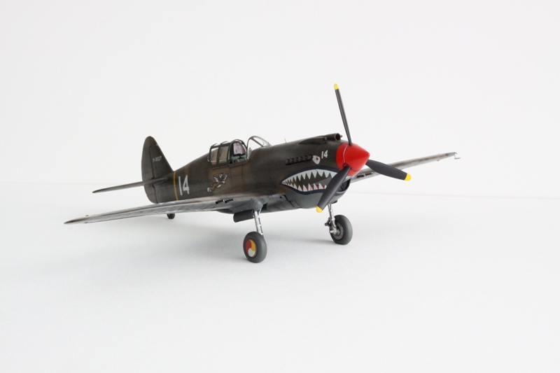 P-40B Tomahawk / Monogram 1/48