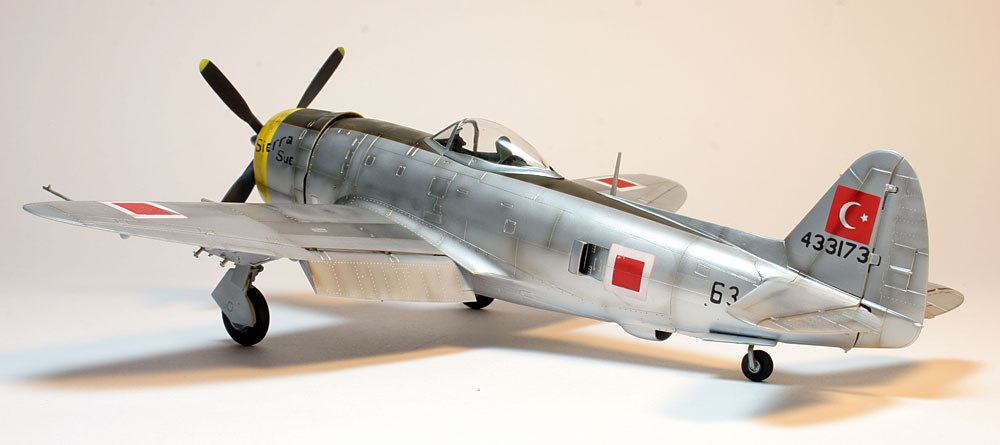 Republic P-47D RE-30 "44-33173"/ Tamiya 1/48