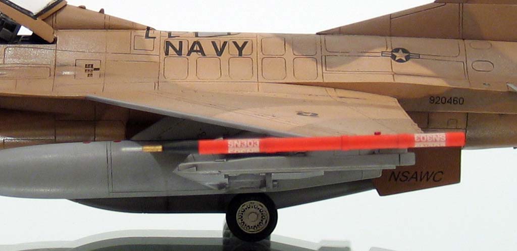 F-16B Agressor / Revell 1/72