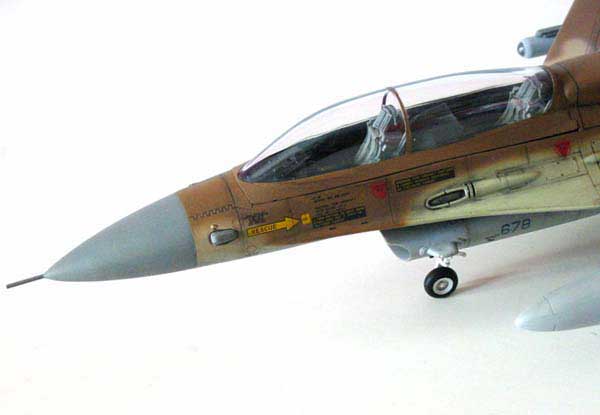 F-16D / Hasegawa 1/48