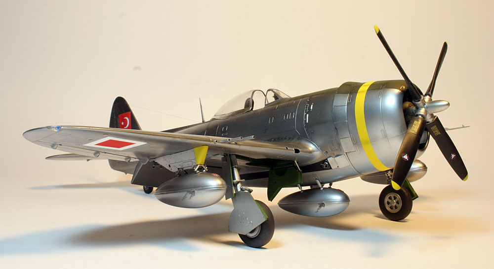 Republic P-47D RE-30 / Hasegawa 1/32