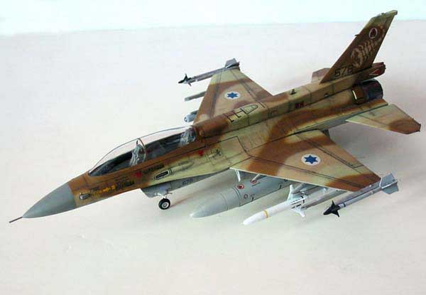 F-16D / Hasegawa 1/48