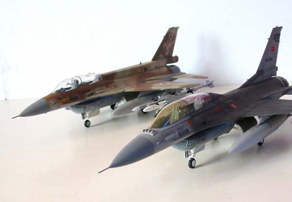 F-16D / Hasegawa 1/48