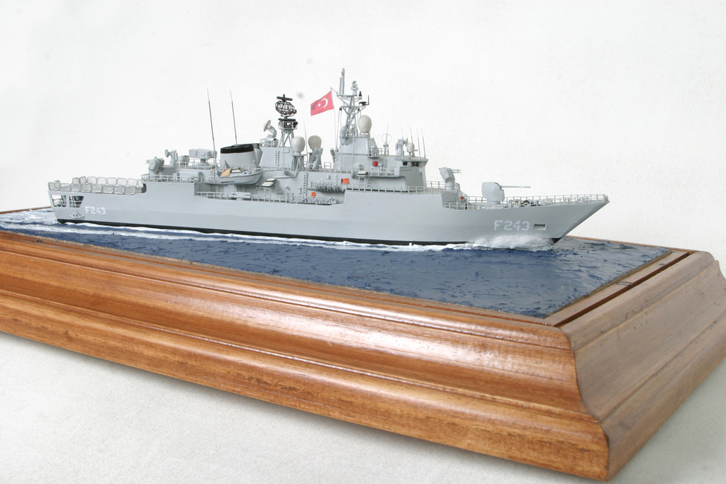F-243 TCG Yıldırım / El Yapımı 1/278