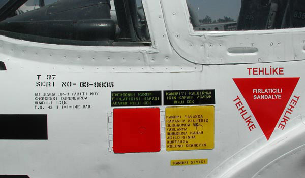 Cessna T-37 Twitterbird — 3