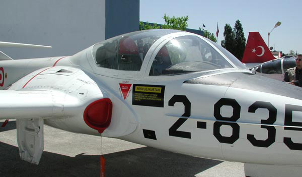 Cessna T-37 Twitterbird — 5
