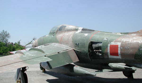 Fairchild Republic RF-84F Thunderflash — 19